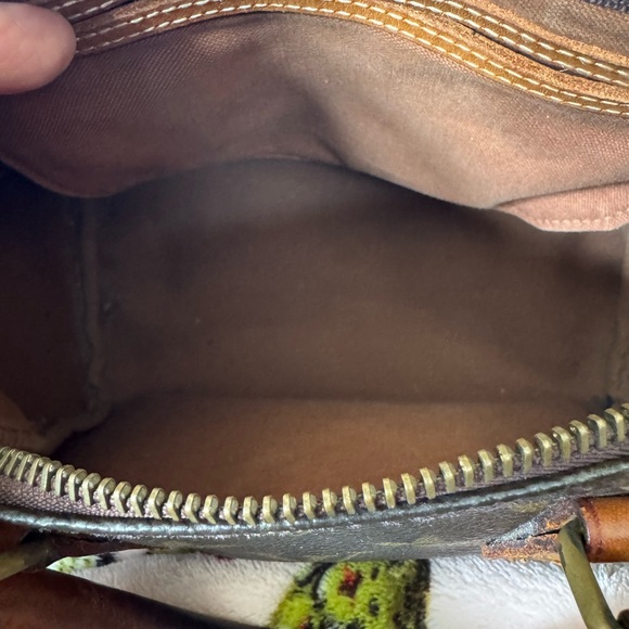 Louis Vuitton Monogram Lock Detail Bag - Picture 6 of 12